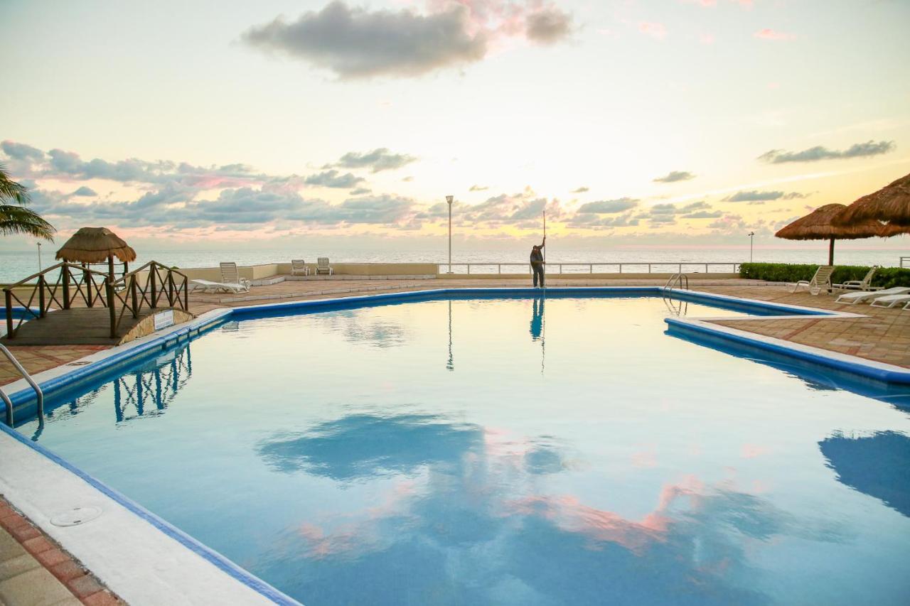 Apartment On The Beach With Terrace Ocean View, Brisas Cancun 01 By Beach & Ocean Apartments Εξωτερικό φωτογραφία